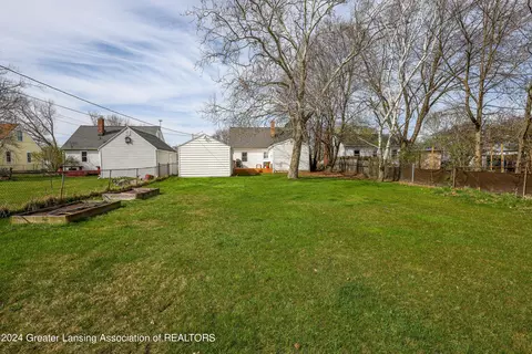 Exterior - 3415 Upton Rd, Lansing, MI 48917 photo 12 of 15