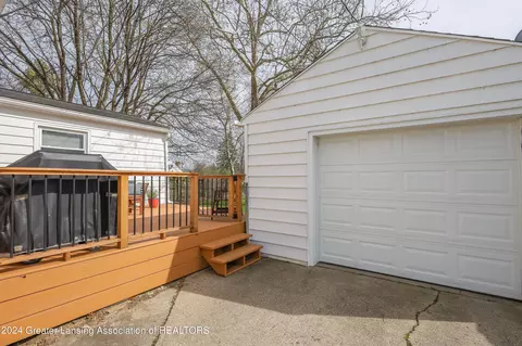 Exterior - 3415 Upton Rd, Lansing, MI 48917 photo 7 of 15