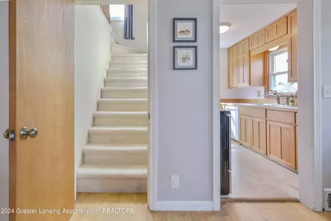 Entry Way - 3415 Upton Rd, Lansing, MI 48917 photo 1 of 3