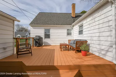 Exterior - 3415 Upton Rd, Lansing, MI 48917 photo 8 of 15