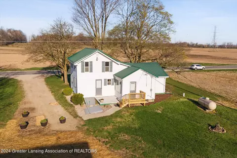 Exterior - 5857 S State Rd, Ithaca, MI 48847 photo 3 of 12