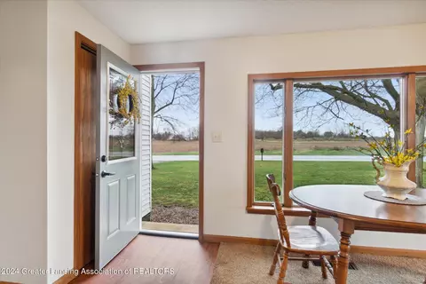 Dining - 5857 S State Rd, Ithaca, MI 48847 photo 1 of 1