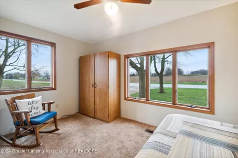 Bedroom - 5857 S State Rd, Ithaca, MI 48847 photo 1 of 5