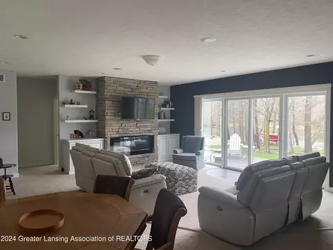 Dining - 4677 Dimond Way, Dimondale, MI 48821 photo 7 of 7