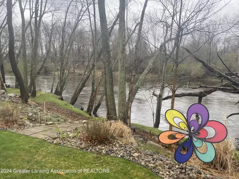 View/Area - 4677 Dimond Way, Dimondale, MI 48821 photo 7 of 7