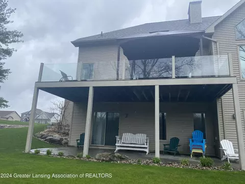 Exterior - 4677 Dimond Way, Dimondale, MI 48821 photo 6 of 7