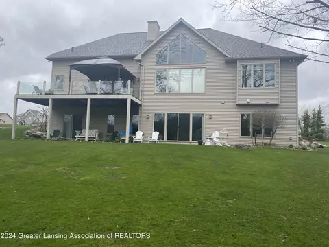 Exterior - 4677 Dimond Way, Dimondale, MI 48821 photo 4 of 7