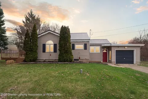 5108 W Lincoln Rd, Elwell, MI 48832