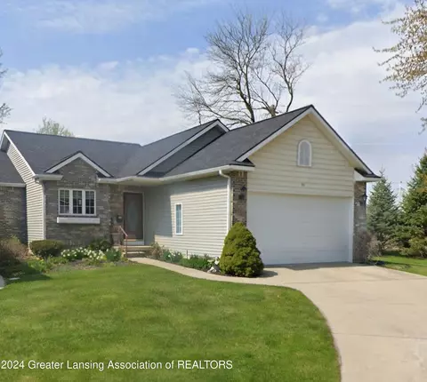951 Cherrywood Cir #36, Portland, MI 48875