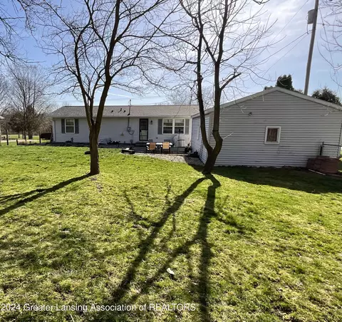 Exterior - 171 1st St, Olivet, MI 49076 photo 2 of 12