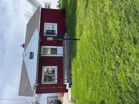 2917 Alfred Ave, Lansing, MI 48906