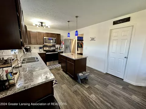 Kitchen - 6482 Firefly Dr, Holt, MI 48842 photo 1 of 5