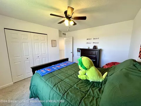 Bedroom - 6482 Firefly Dr, Holt, MI 48842 photo 8 of 11
