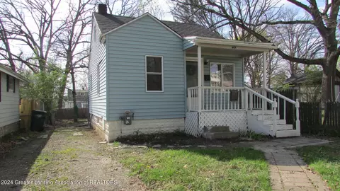 1242 Dakin St, Lansing, MI 48912