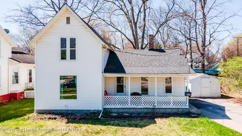 815 N Washington St, Owosso, MI 48867