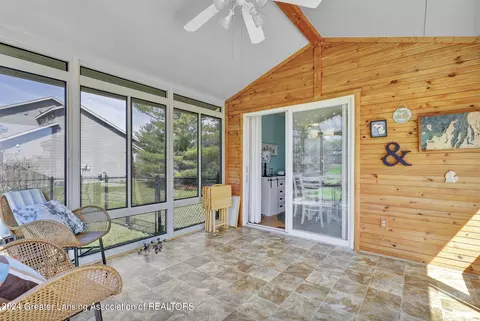 Exterior - 607 Clearwater Dr, Perry, MI 48872 photo 4 of 10