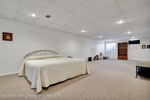 Bedroom - 607 Clearwater Dr, Perry, MI 48872 photo 6 of 7