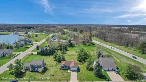 View/Area - 607 Clearwater Dr, Perry, MI 48872 photo 2 of 9