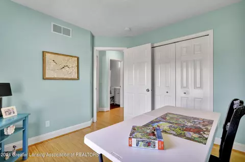 Bedroom - 607 Clearwater Dr, Perry, MI 48872 photo 5 of 7