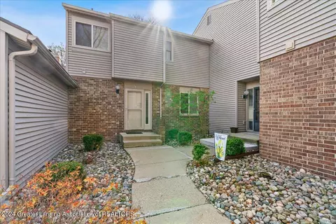 6003 Montevideo Dr #B, Lansing, MI 48917