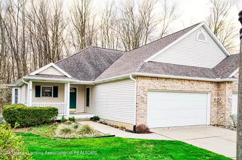 5051 Willoughby Rd # 12, Holt, MI 48842