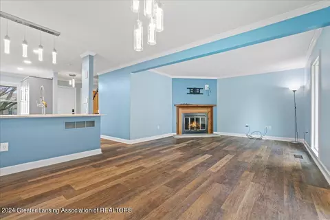 Living - 5473 Maple Ridge Rd, Haslett, MI 48840 photo 2 of 2