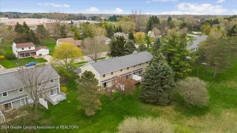 Exterior - 5473 Maple Ridge Rd, Haslett, MI 48840 photo 7 of 8