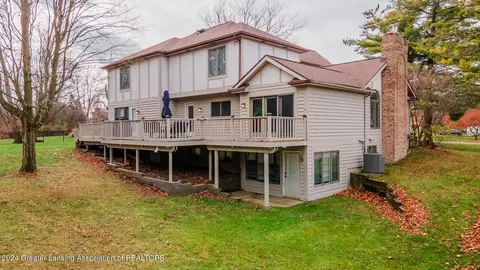 Undisclosed, Okemos, MI 48864 photo 4