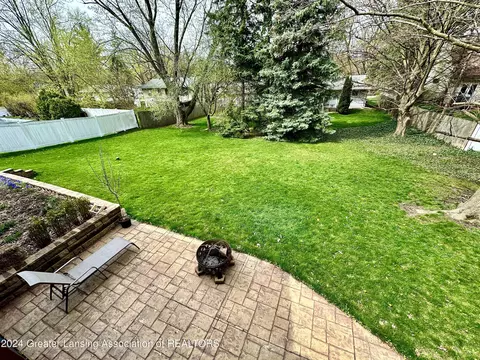 Exterior - 1218 Redpole Dr, Dewitt, MI 48820 photo 7 of 11