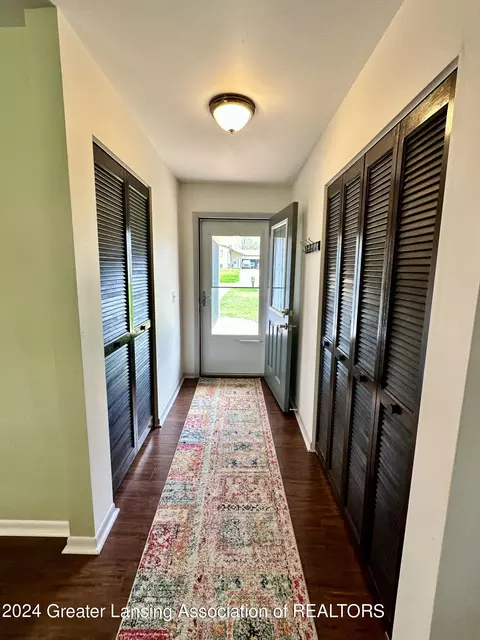 Entry Way - 1218 Redpole Dr, Dewitt, MI 48820 photo 1 of 2