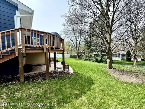 Exterior - 1218 Redpole Dr, Dewitt, MI 48820 photo 8 of 11