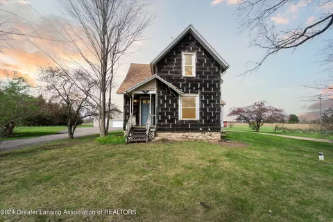 5408 W Chadwick Rd, Dewitt, MI 48820
