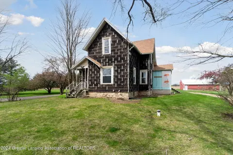 Exterior - 5408 W Chadwick Rd, Dewitt, MI 48820 photo 4 of 29