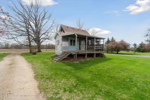 Exterior - 5408 W Chadwick Rd, Dewitt, MI 48820 photo 14 of 29