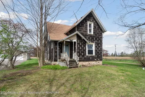 Exterior - 5408 W Chadwick Rd, Dewitt, MI 48820 photo 2 of 29