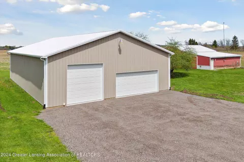 Exterior - 5408 W Chadwick Rd, Dewitt, MI 48820 photo 24 of 29