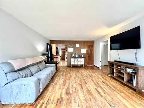 Living - 4706 Kessler Dr, Lansing, MI 48910 photo 2 of 2