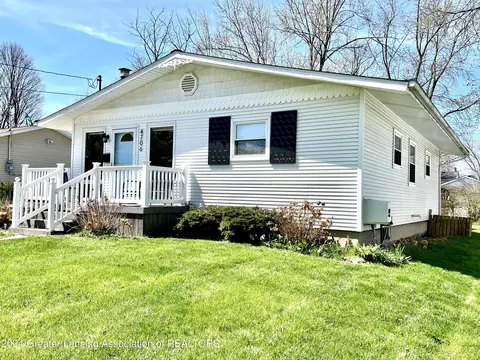Exterior - 4706 Kessler Dr, Lansing, MI 48910 photo 2 of 9