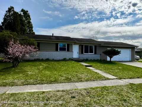 4439 Tuscany Ln, Holt, MI 48842