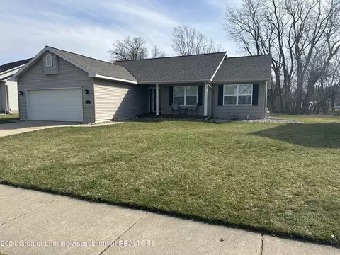 1085 Bolton Farms Ln, Grand Ledge, MI 48837
