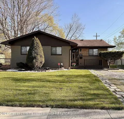 3211 Risdale Ave, Lansing, MI 48911