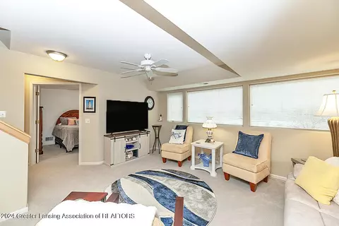 7980 Ashbrook Dr, Haslett, MI 48840 photo 22