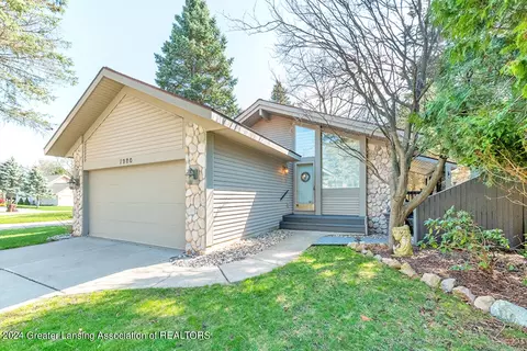 7980 Ashbrook Dr, Haslett, MI 48840 photo 7