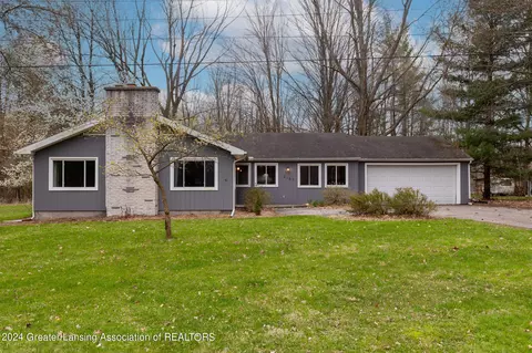 2167 Raby Rd, East Lansing, MI 48823