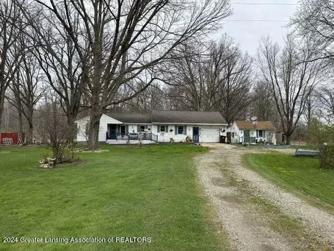 Exterior - 5100 W Bath Rd, Perry, MI 48872 photo 5 of 16