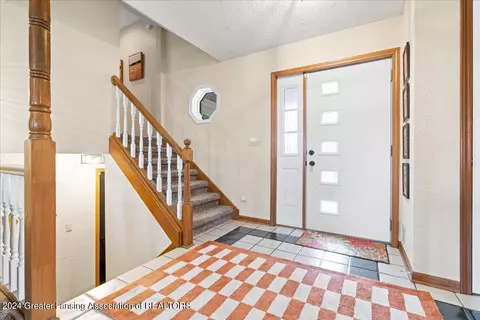 Entry Way - 13151 White Pine Dr, Dewitt, MI 48820 photo 2 of 2
