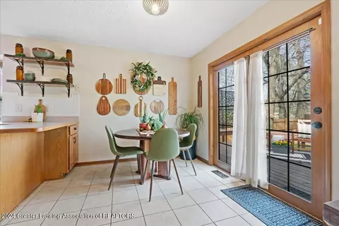 Dining - 13151 White Pine Dr, Dewitt, MI 48820 photo 2 of 2