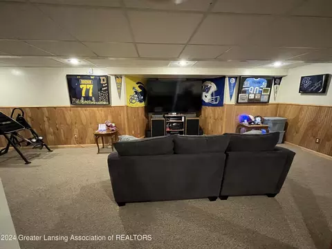 Living - 301 Windy Rush Ln #73, Dewitt, MI 48820 photo 4 of 5
