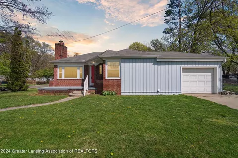 2201 Stirling Ave, Lansing, MI 48910