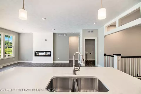 Kitchen - 14035 Pristine Ct, Dewitt, MI 48820 photo 5 of 5